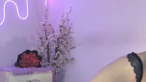 Snapshot of angeli_sexi chatting on February 2025 04:32:02 AM Carolina online show from February 2025 04:32:02 AM