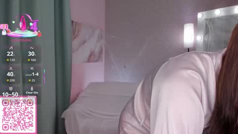 Snapshot of angelic_pricess chatting on October 2025 02:08:02 AM Emma online show from October 2025 02:08:02 AM