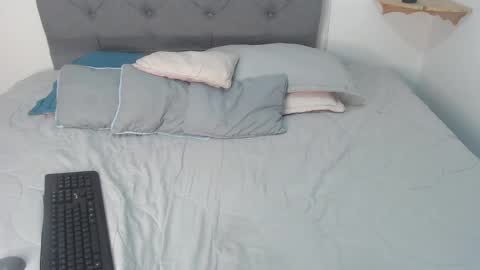 Snapshot of angelica_bouvier chatting on February 2025 06:01:02 PM C A L L M E A N G E L online show from February 2025 06:01:02 PM