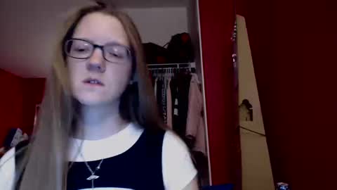 AngelicAngel online show from October 2025 05:43:02 AM