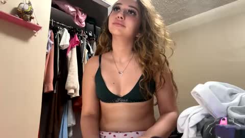 AngelicaSnow AngelParis online show from January 2025 12:31:01 AM