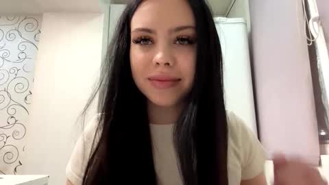 Alice online show from December 2025 03:08:02 PM