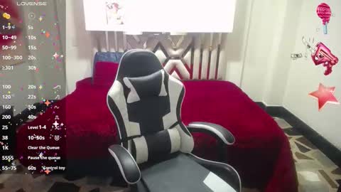 angelie online show from October 2025 05:51:01 AM