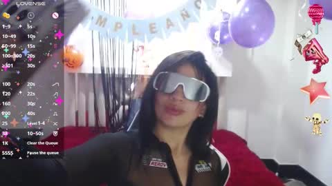 angelie online show from October 2025 07:43:02 AM