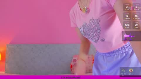 Snapshot of angelikarose1 chatting on November 2025 03:39:01 AM Angelika Rose online show from November 2025 03:39:01 AM