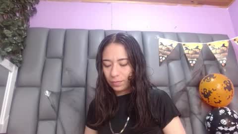 Snapshot of angelina_ny chatting on October 2025 01:43:02 PM ANGELINA online show from October 2025 01:43:02 PM