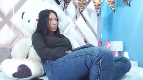 Snapshot of angelina_ny chatting on October 2025 01:33:02 PM ANGELINA online show from October 2025 01:33:02 PM