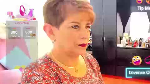 Angelina online show from September 2025 01:54:01 PM