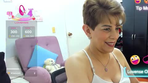Angelina online show from September 2025 11:28:02 PM