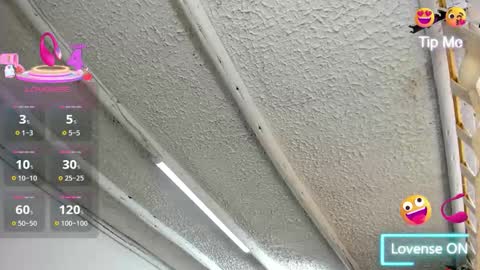 Angelina online show from October 2025 04:26:01 PM