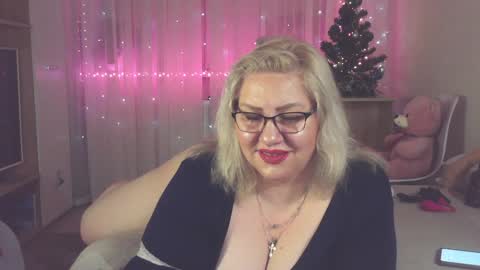 AngelinaGlam online show from December 2024 02:38:01 PM