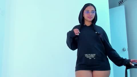 A F R O D I T A online show from October 2025 12:17:02 PM