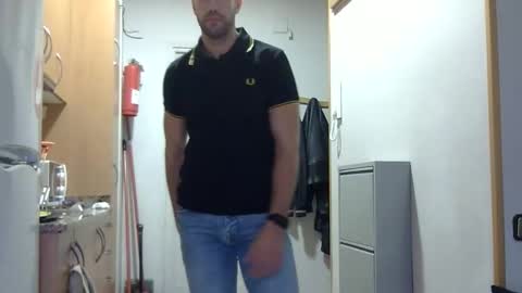angell102890 online show from October 2025 12:33:01 PM