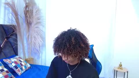 Snapshot of angell18_ chatting on November 2025 08:09:01 PM Angel online show from November 2025 08:09:01 PM