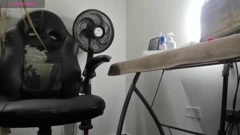 Im Angel  online show from December 2024 06:00:02 AM