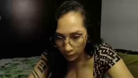 Snapshot of angellaisabella chatting on October 2025 08:44:01 PM ANGELA ISABELLA online show from October 2025 08:44:01 PM