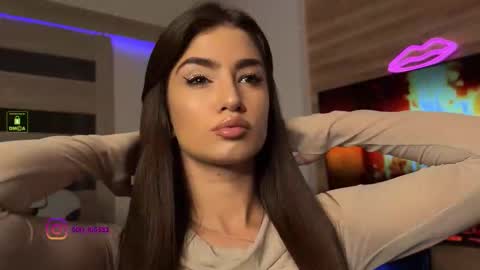 angelmi171 online show from September 2025 05:51:02 PM