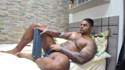 angelo_evans33 online show from January 2025 04:19:01 AM