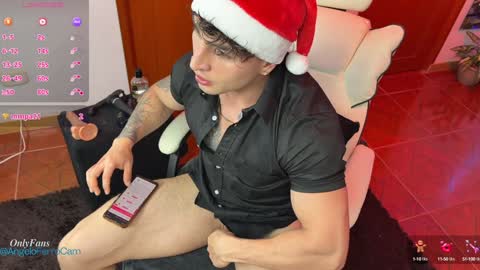 Angelo Ferro online show from December 2024 04:45:01 AM