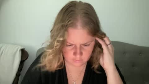 Snapshot of angeloflight273360 chatting on October 2025 01:41:02 PM Angel of Light online show from October 2025 01:41:02 PM