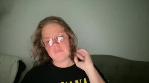 Snapshot of angeloflight273360 chatting on October 2025 12:03:02 PM Angel of Light online show from October 2025 12:03:02 PM