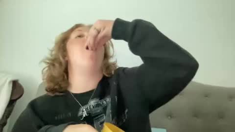 Snapshot of angeloflight273360 chatting on October 2025 05:01:01 PM Angel of Light online show from October 2025 05:01:01 PM