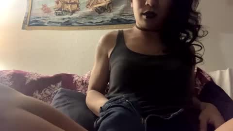 Snapshot of angelofsiam chatting on September 2025 12:37:02 PM Goddess Autumn Day online show from September 2025 12:37:02 PM