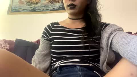 Snapshot of angelofsiam chatting on September 2025 10:46:02 PM Goddess Autumn Day online show from September 2025 10:46:02 PM