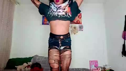   online show from February 2025 09:36:01 PM