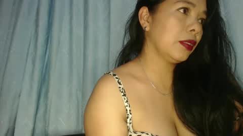 rebeca online show from March 2025 01:00:02 AM