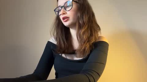 Lisa online show from October 2025 01:09:01 PM