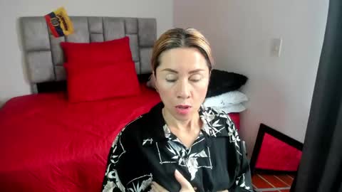 angie online show from February 2025 03:38:01 PM