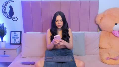 Milo ----       online show from January 2025 03:15:01 AM