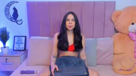 Milo ----       online show from February 2025 09:33:01 AM