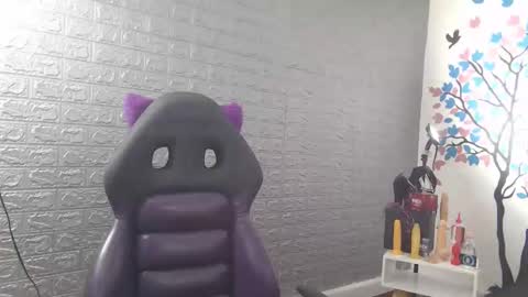 Snapshot of angierot2025 chatting on October 2025 02:32:01 AM angierot2025 online show from October 2025 02:32:01 AM