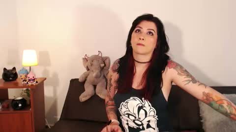 Sara online show from March 2025 06:44:01 PM
