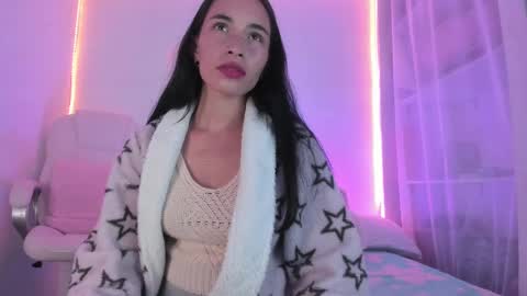 Snapshot of angiiebylpz chatting on January 2025 04:11:02 AM violeth lopez online show from January 2025 04:11:02 AM