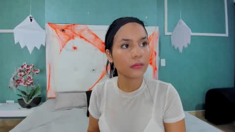 Ania online show from November 2025 09:17:02 PM