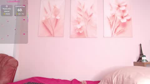     online show from December 2025 06:58:02 PM