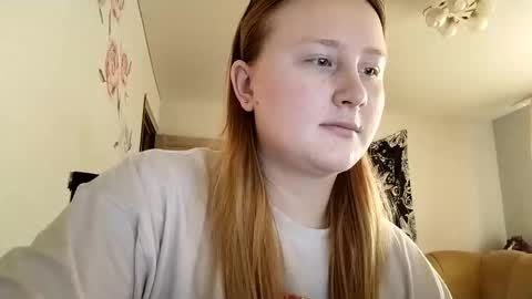 Anika online show from November 2025 01:44:02 PM