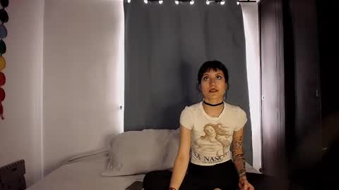 Snapshot of anika_lowen chatting on October 2025 04:05:02 PM Anika And Lowen Your Thumbs Up Are Super Important For Us online show from October 2025 04:05:02 PM