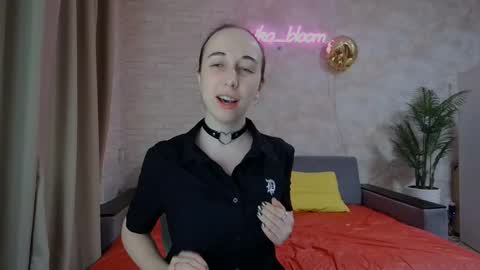 anikabloom online show from February 2025 11:04:01 PM