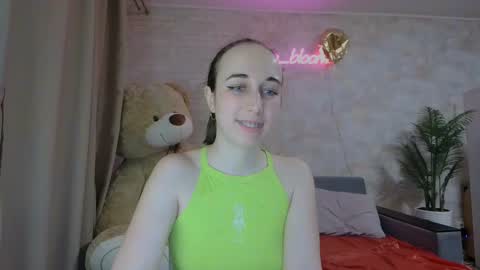 anikabloom online show from March 2025 03:01:01 AM