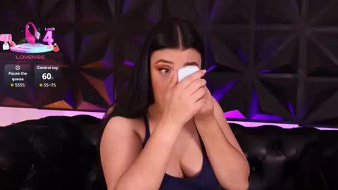 Lauren Anika online show from November 2025 03:38:02 AM