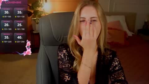 Snapshot of anita_blairr chatting on October 2025 12:52:02 AM Anita online show from October 2025 12:52:02 AM