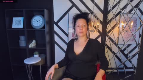 Anita online show from December 2024 04:14:02 AM