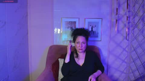 Anita online show from December 2024 05:26:02 PM