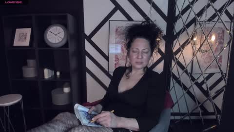 Anita online show from December 2024 03:36:02 PM