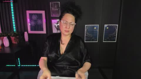 Anita online show from January 2025 01:56:01 AM