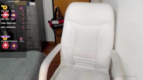 anita sweet online show from October 2025 10:41:02 AM